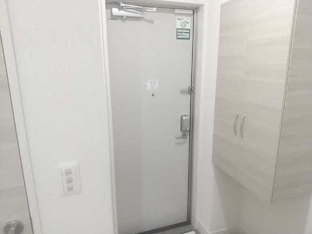 玄関　同施工会社参考写真