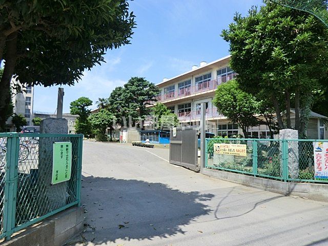 小学校　福岡小学校（小学校）まで551m