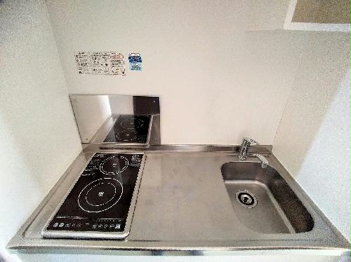キッチン　コンロの仕様が異なる場合があります
