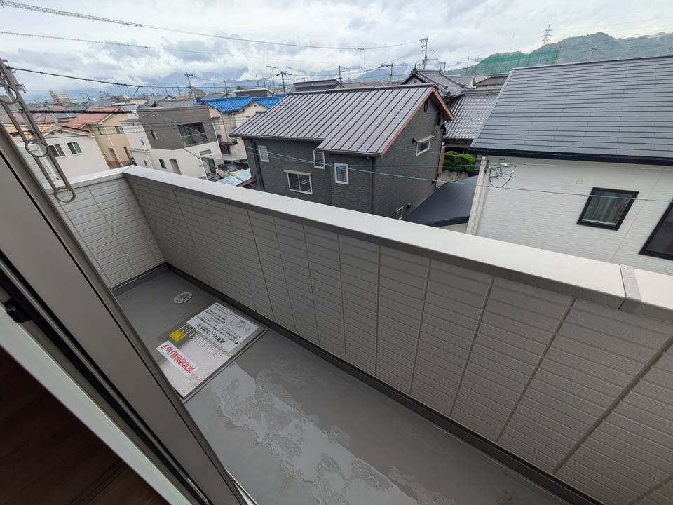 バルコニー　バルコニー