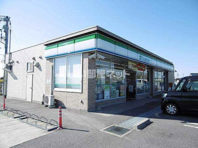 コンビニ　ファミリーマート常滑小倉店（コンビニ）まで1988m