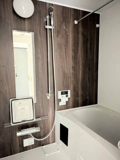 バス・シャワールーム　※建築中の写真です※