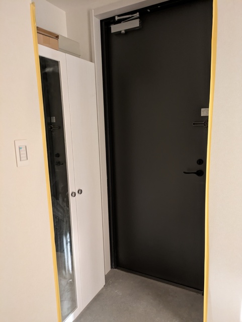 玄関　※建築中の写真です※