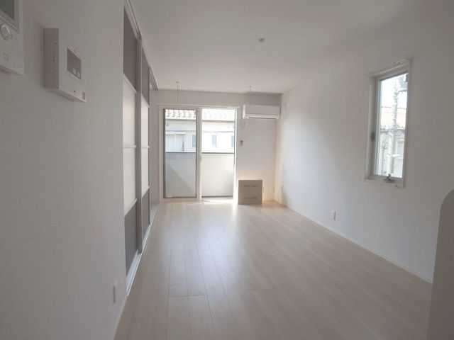 居室・リビング　☆広いリビングなので使いやすいです