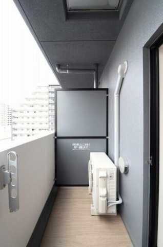 バルコニー　コンフォリア日暮里のバルコニー