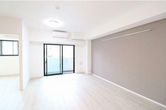 居室・リビング　コンフォリア日暮里の居間・リビング