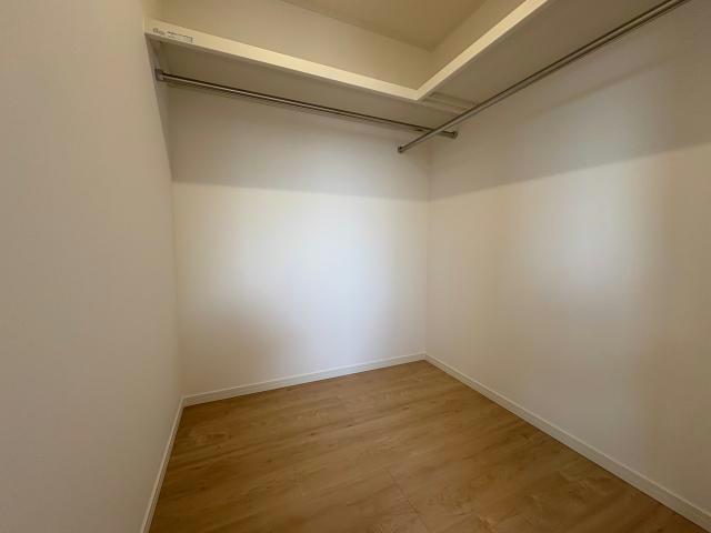 収納　ウォークインクローゼット