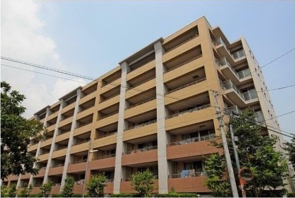 建物外観　☆存在感を放つ外観☆