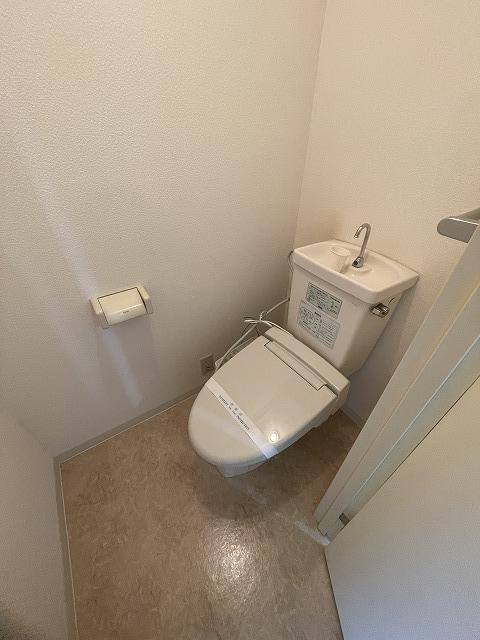 トイレ　トイレ