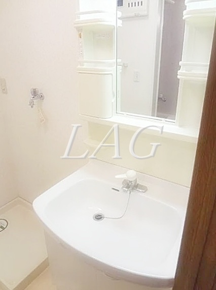 洗面設備　独立洗面台です。