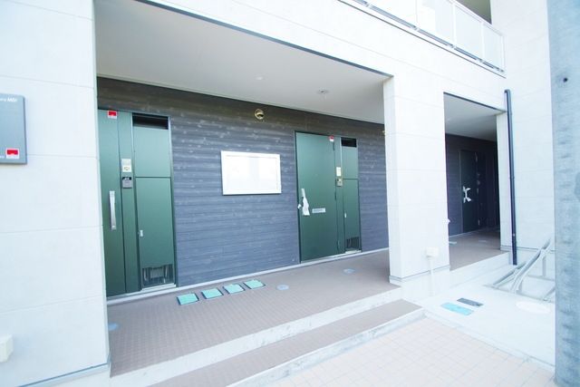 エントランス　★オシャレなエントランスです★