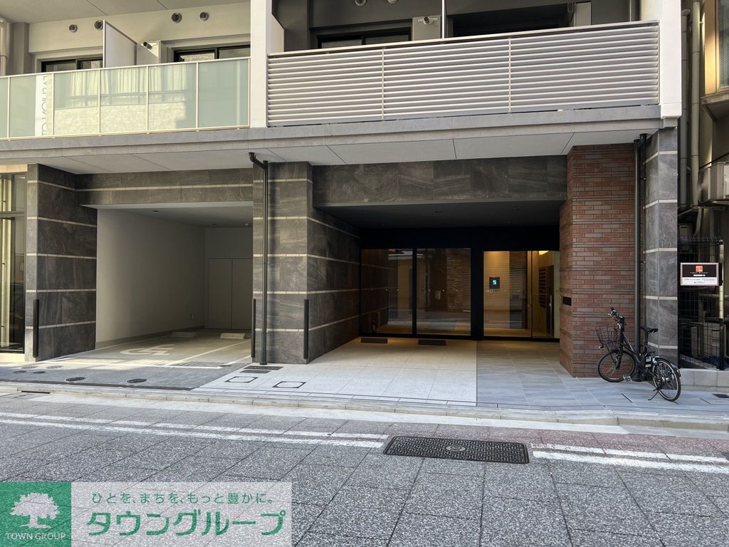 エントランス　エントランス