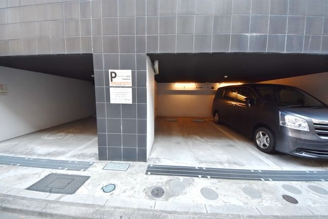 駐車場　レジディア築地