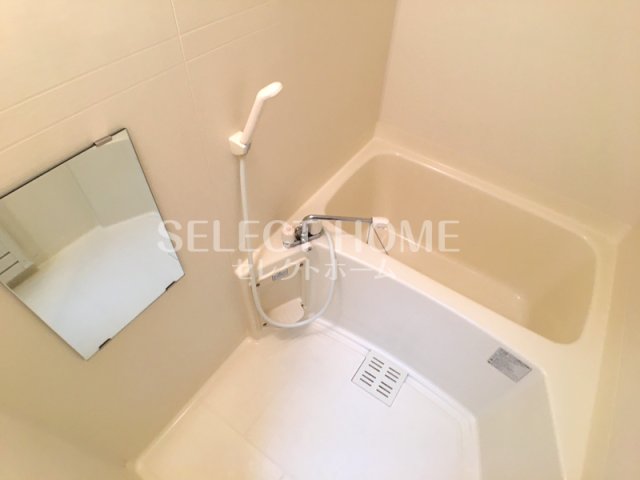 バス・シャワールーム　ゆったり過ごせるお風呂です