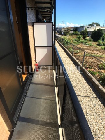 バルコニー　開放的で明るい空間を演出してくれるバルコニーです