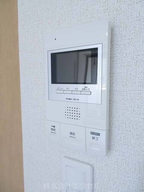 セキュリティ　来訪者の姿が確認できます。