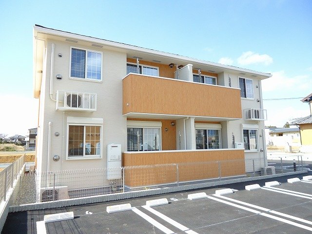 建物外観　落ち着いた雰囲気の外観です