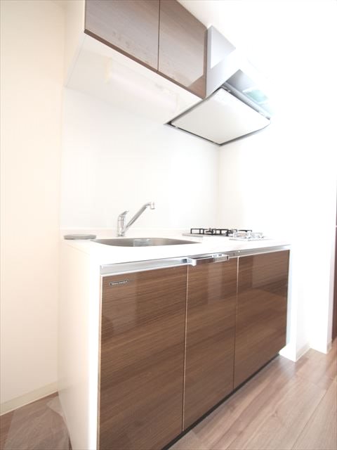 キッチン　システムキッチン（ガス2口コンロ付）