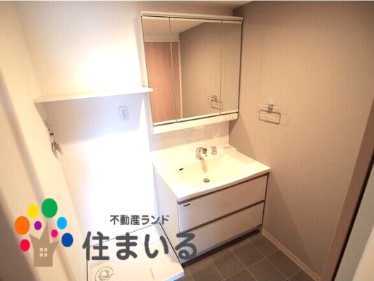 洗面設備　※同型タイプとなります。