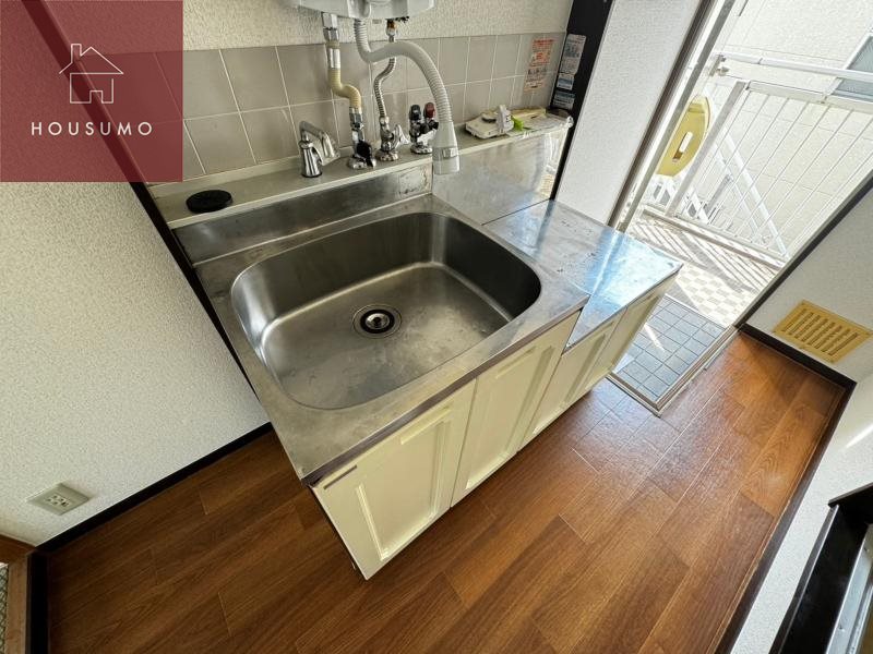 キッチン　キッチンでお料理をお楽しみください