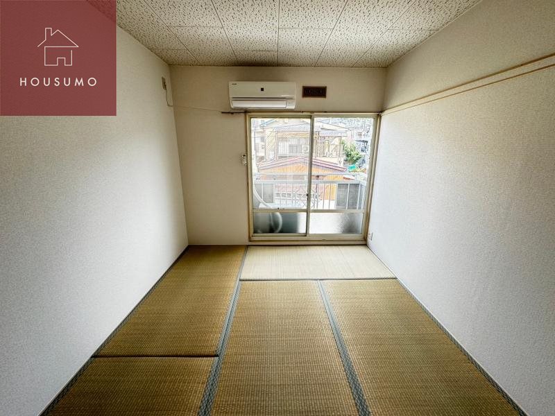 その他部屋・スペース　広くて明るい寝室