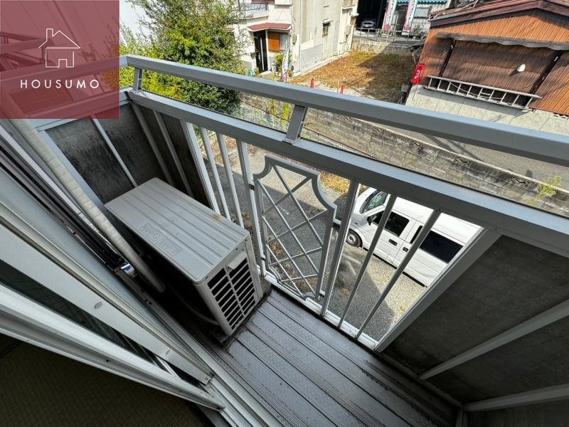 バルコニー　お洗濯にも便利なバルコニー付き