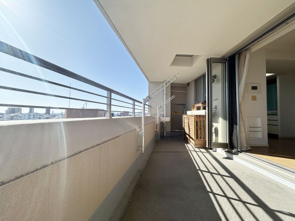 バルコニー　バルコニー