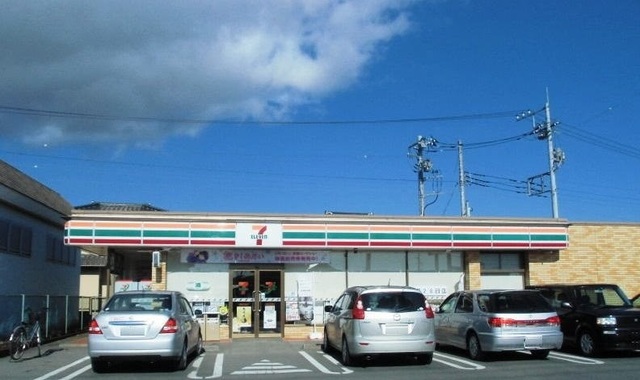 コンビニ　セブンイレブン御殿場駅前店（コンビニ）まで400m