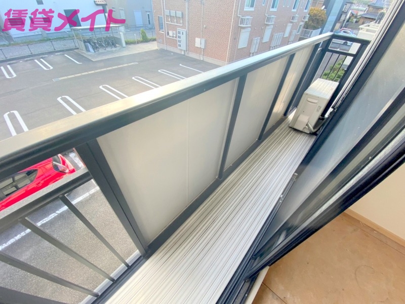 バルコニー　同型参考写真