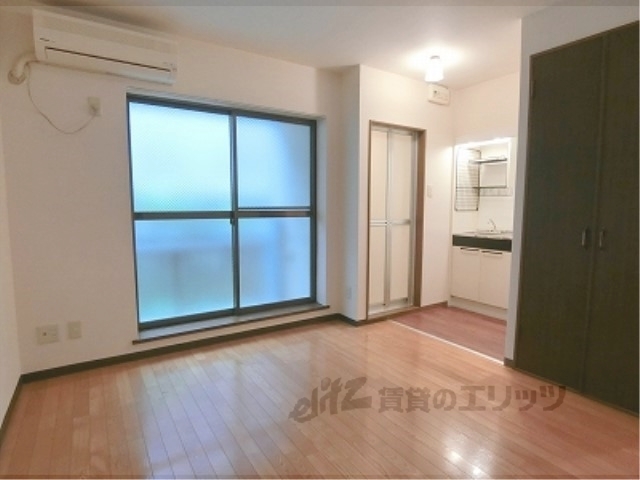 居室・リビング　洋室