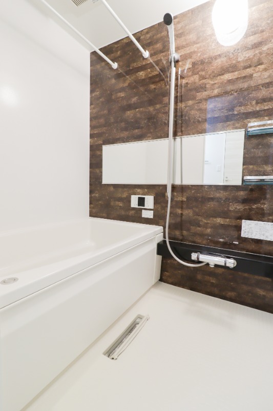 バス・シャワールーム　図面と現状に相違がある場合には現状を優先