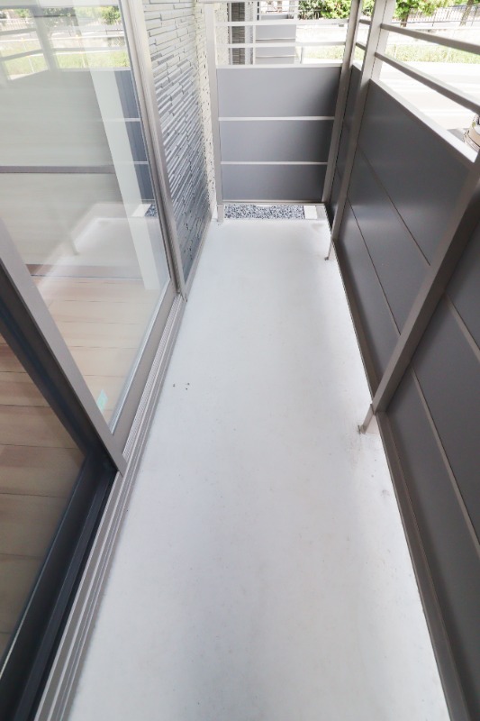 バルコニー　図面と現状に相違がある場合には現状を優先