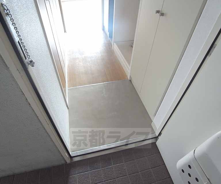 玄関　・お問い合わせは京都ライフまで・