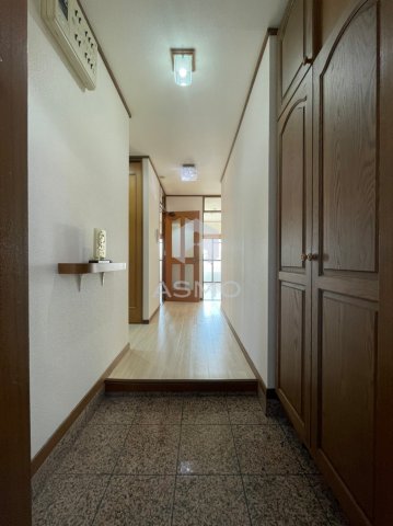 玄関　同マンション別部屋　参考写真