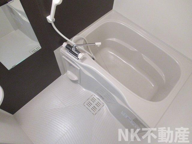 バス・シャワールーム　日々の疲れを癒すお風呂付です