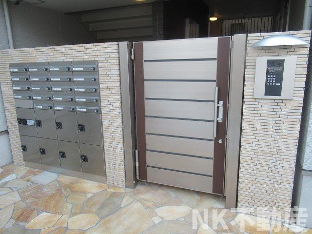 その他　オートロックです