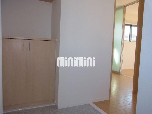 玄関　広々した玄関です。