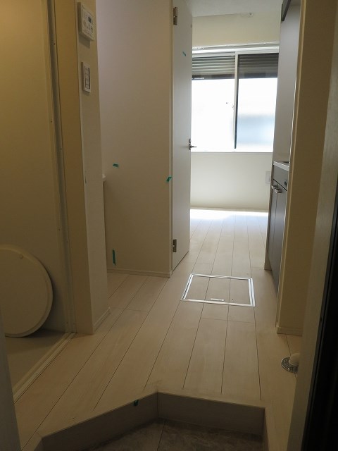 玄関　※参考写真