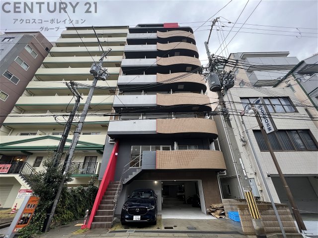 建物外観　オートロック付きで外部からの出入りがなく安心です