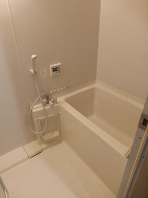 バス・シャワールーム　お風呂です