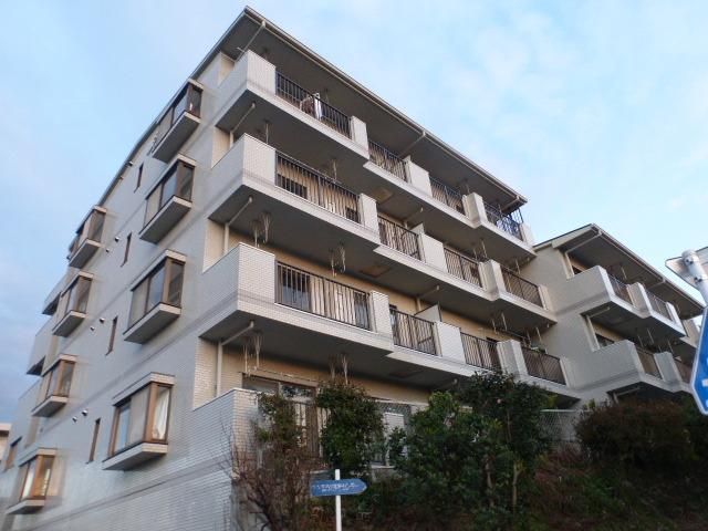 建物外観　★お洒落な外観タイル貼りです★