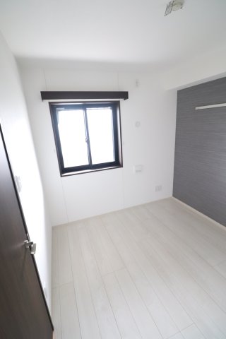 居室・リビング　同間取り別号室のお写真です。現況優先となります。