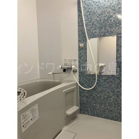 バス・シャワールーム　詳細は、ウィンドワード中の島店までご相談下さい。