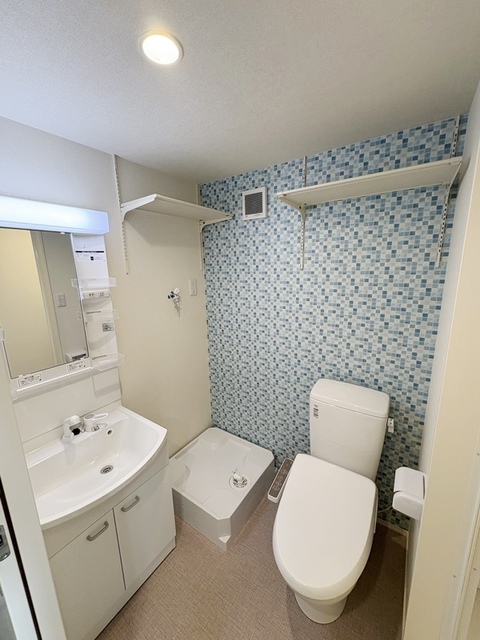 洗面設備　同仕様