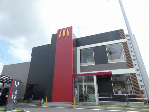 飲食店　マクドナルド大和深見店（飲食店）まで343m