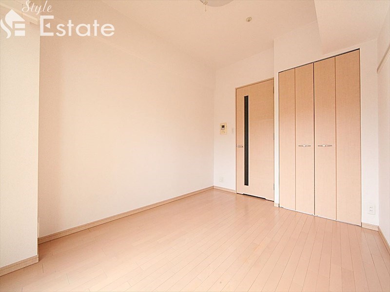 居室・リビング　内装