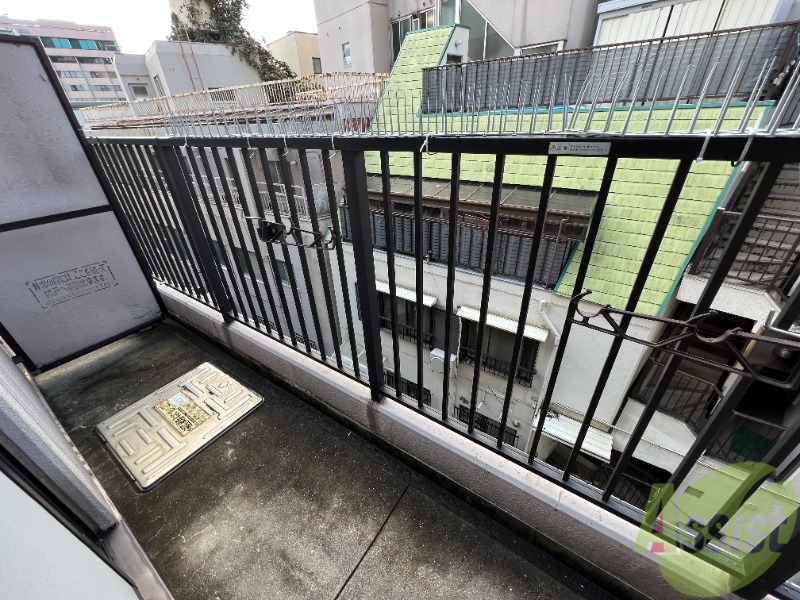 バルコニー　広いバルコニーです