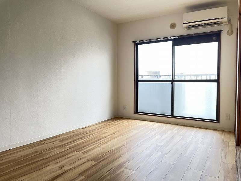 居室・リビング　同仕様写真