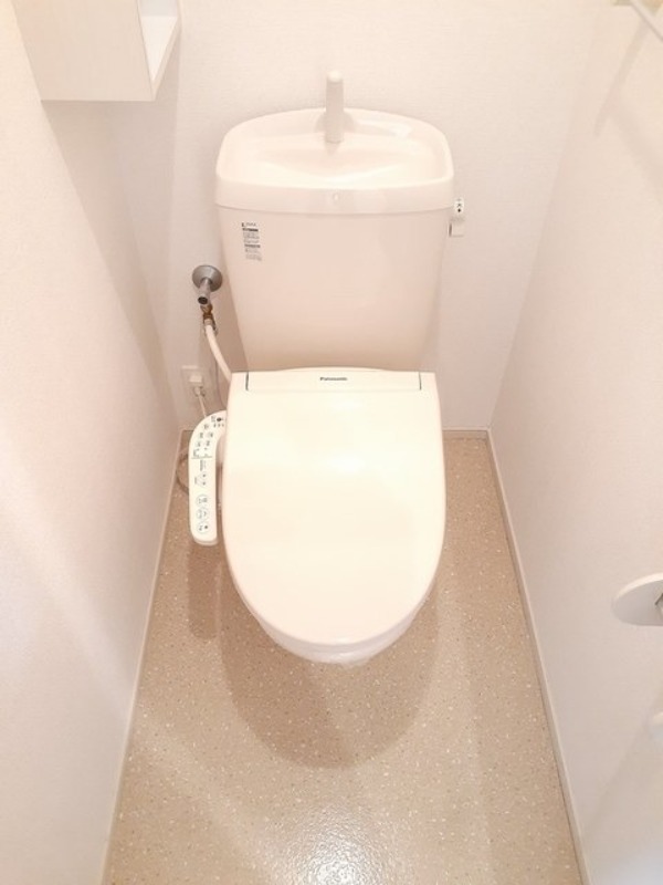 トイレ　図面と現状に相違がある場合には現状を優先