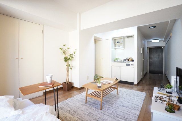 居室・リビング　☆明るい洋室☆※家具・小物はイメージです